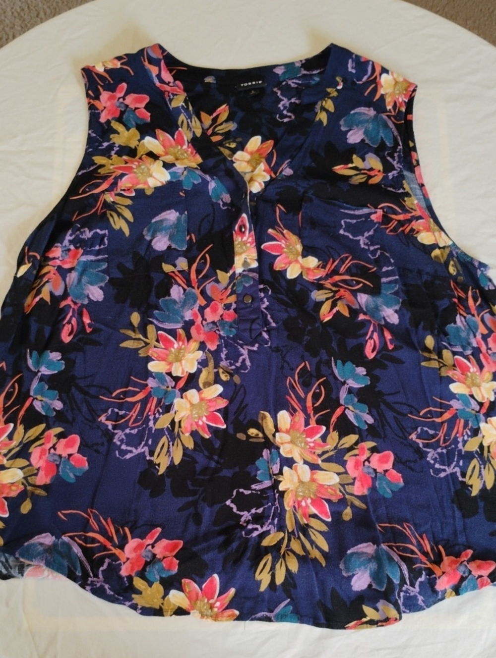 Torrid Navy Floral Sleeveless Blouse with Pink & Teal Accents Sz 2x